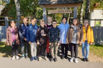 Ilūkstes Raiņa vidusskolas (Stadiona 1) skolēni iepazīst  Jēkabpils vēstures muzeju