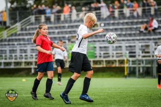 Ilūkstes novada Sporta skolas futbolistēm godam aizvadīta vasaras spēļu sezona