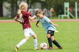 Ilūkstes novada Sporta skolas futbolistēm godam aizvadīta vasaras spēļu sezona